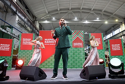 Проект \"Разам працуем, разам спяваем!\" встречают предприятия Бреста