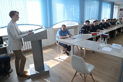 В Академии авиации прошел открытый диалог с участием Кубрина