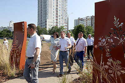 Кочанова ознакомилась с новыми зонами отдыха в Минске