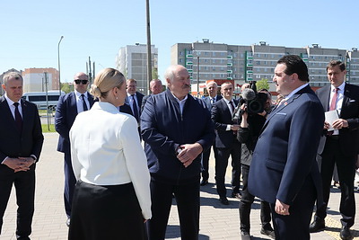 Лукашенко посетил новый Центр культуры в Костюковичах