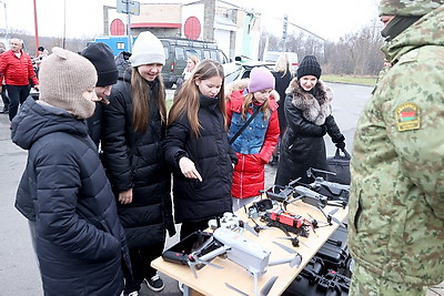 Городской квест и интерактивные площадки: второй день \"Марафона единства\" проходит в Бресте