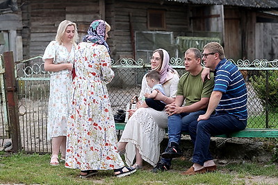 Обряд крещения прошел на берегу Немана в Новогрудском районе