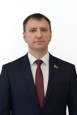 Пархомчик представил коллективу Минпрома нового министра