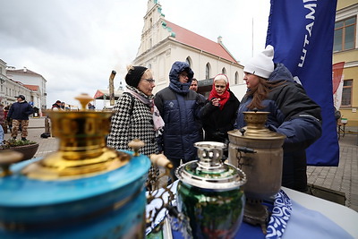 В центре Минска развернулась ярмарка \"Сделано в Тульской области\"