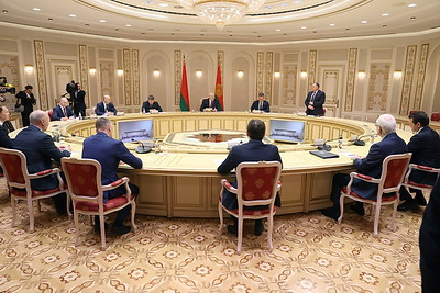 Лукашенко видит возможности нарастить товарооборот с Орловской областью до полумиллиарда долларов