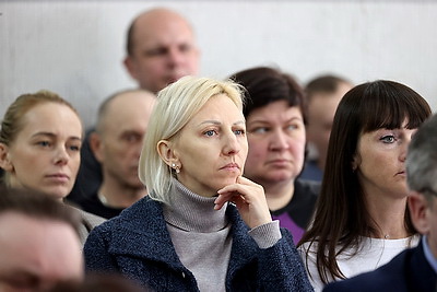 Кочанова посетила производственные цеха Глубокского МКК