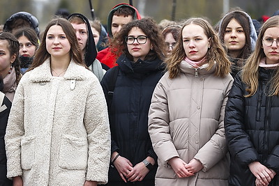 В Брестской крепости школьникам вручили паспорта