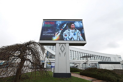 \"Космос наш!\" - Минск тепло встречает первого космонавта суверенной Беларуси Марину Василевскую