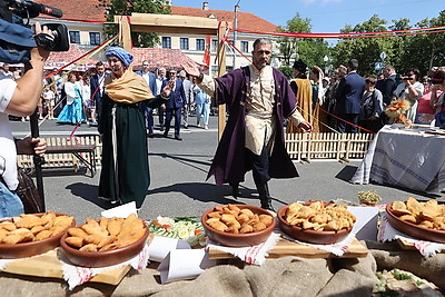 Белорусское фестивальное подворье представило в Гродно творчество всех областей страны