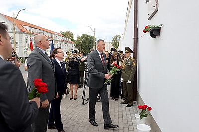 В Гродно открыли мемориальную доску в память о замученных в годы ВОВ узниках местной тюрьмы