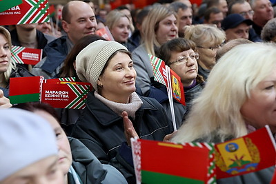 Концерты в цехах! Проект \"Разам працуем, разам спяваем\" проходит в Могилеве