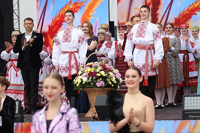 Областные \"Дажынкi\" проходят в Микашевичах