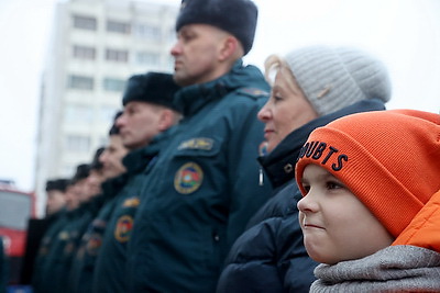 Спасателям Могилевской области вручили ключи от арендного жилья