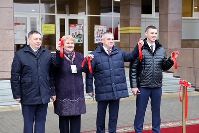 Физкультурно-оздоровительный центр \"Полесье-Арена\" открыли в Мозыре на \"Марафоне единства\"