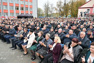 Лукашенко принял участие в фестивале-ярмарке \"Дажынкi-2024\" в Корме