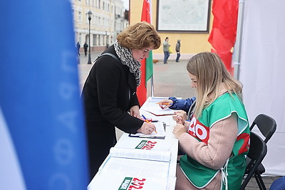 Сбор подписей для выдвижения кандидатов в Президенты Беларуси стартовал 7 ноября