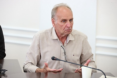 Сергеенко проводит личный прием граждан в Минске