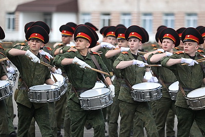 Белорусские военные готовятся к военному параду