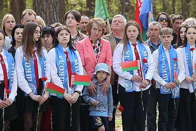Останки 47 расстрелянных в годы ВОВ мирных жителей перезахоронены в Ченковском лесу
