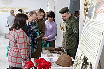 Патриотическое воспитание - одно из ключевых направлений работы с детьми и молодежью