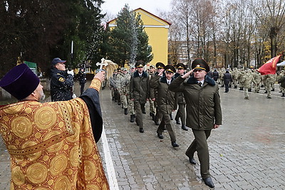 Витебские школьники побывали в войсковой части 5524