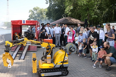 В Минске отметили День пожарной службы