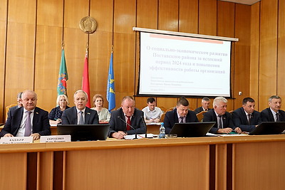 Сергеенко принял участие в заседании Поставского райисполкома