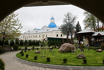 Кочанова провела совещание по вопросам ремонтно-реставрационных работ в Жировичском монастыре