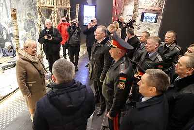 На митинге в Озаричах почтили память жертв лагеря смерти