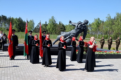 В Чаусском районе открыли памятный знак у реки Проня