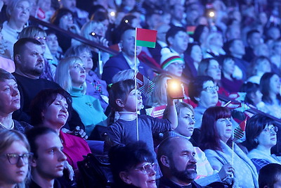 Ярко, красочно, масштабно! Концерт \"Время выбрало нас\" прошел в Орше