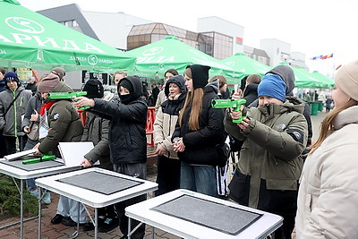 Городской квест и интерактивные площадки: второй день \"Марафона единства\" проходит в Бресте