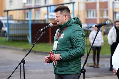 \"Будущее Беларуси в твоих руках\". Молодечно получил в подарок от \"Марафона единства\" арт-объект