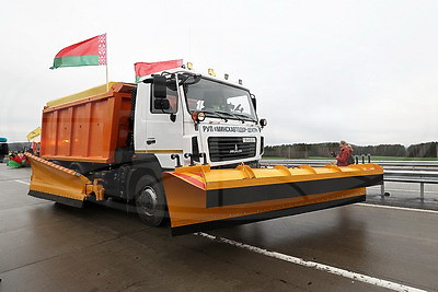 Для комфорта автомобилистов. На М3 открыли реконструированный участок от Логойска до Плещениц