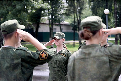 Смена военно-патриотического лагеря проходит на базе 72-го ОУЦ