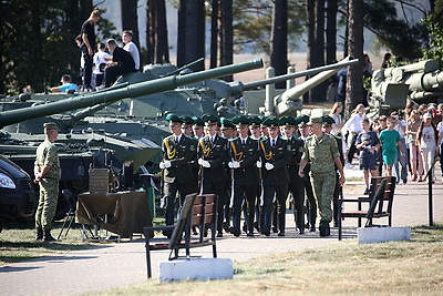 День народного единства отметили в военно-историческом комплексе \"Старая граница\"