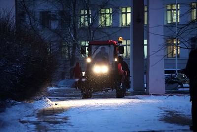 Более 660 единиц техники работало на дорогах Беларуси после снегопада