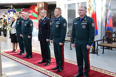 Понимать и помнить. Выставка \"Дети войны\" открылась в Центре безопасности МЧС