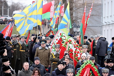 В Минске на Острове Мужества и Скорби прошел митинг, посвященный Дню памяти воинов-интернационалистов
