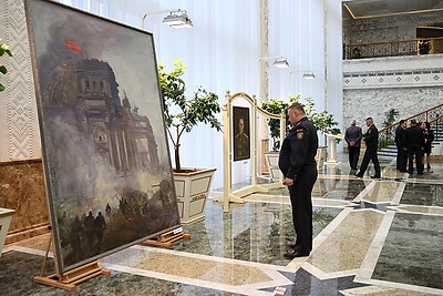 Сотрудники Академии МВД и органов внутренних дел посетили с экскурсией Дворец Независимости