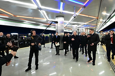 Лукашенко принял участие в торжественном открытии нового участка Минского метрополитена