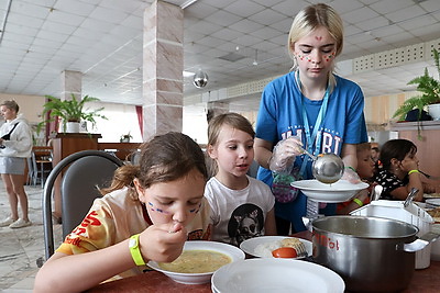 Отдых со знаком качества: в детских лагерях стартовал оздоровительный сезон