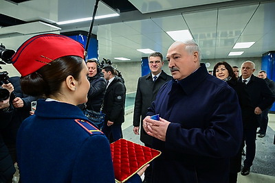 Лукашенко принял участие в торжественном открытии нового участка Минского метрополитена