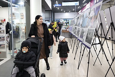 Марафон единства: фотовыставка \"Беларусь. Взлет\" представлена в Бобруйске