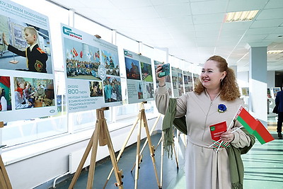 \"Марафон единства\": в Жлобине представлена выставка \"Суверенная Беларусь\"