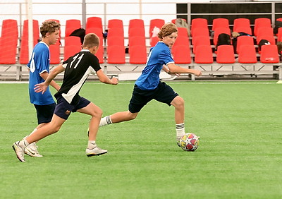В Гомеле стартовали областные соревнования среди детей и подростков по футболу \"Кожаный мяч\"