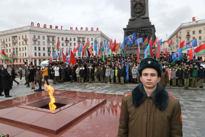 Городская детско-молодежная акция прошла на площади Победы