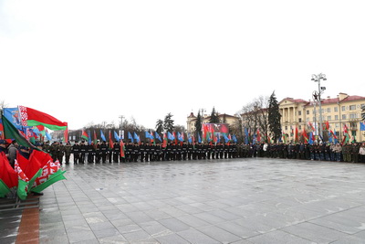 Городская детско-молодежная акция прошла на площади Победы