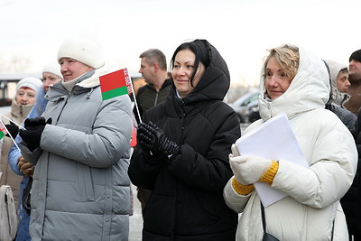 Новоселье в Сенице: работники ОАО \"Гастелловское\" получили ключи от арендных квартир