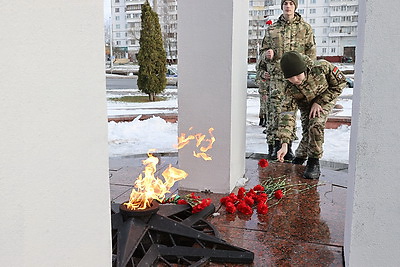 В Витебске чествовали воспитанников клуба \"Витязь\" за помощь спасателям в ликвидации пожара в ТЦ